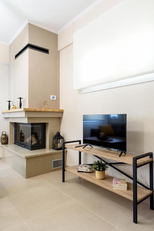 Afroditi'S Delux Apartment 莫奈姆瓦夏 外观 照片
